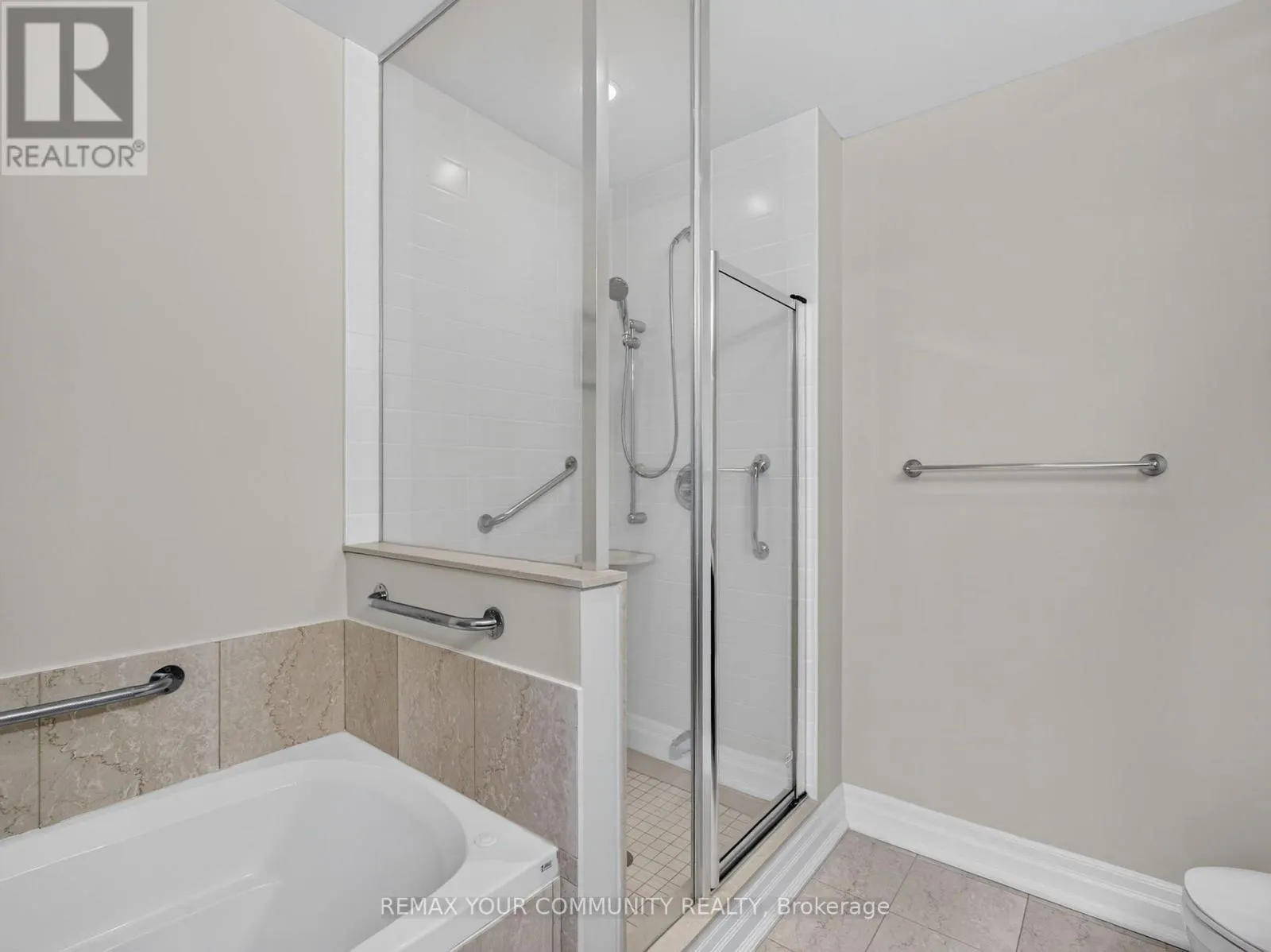 306 - 180 JOHN WEST WAY