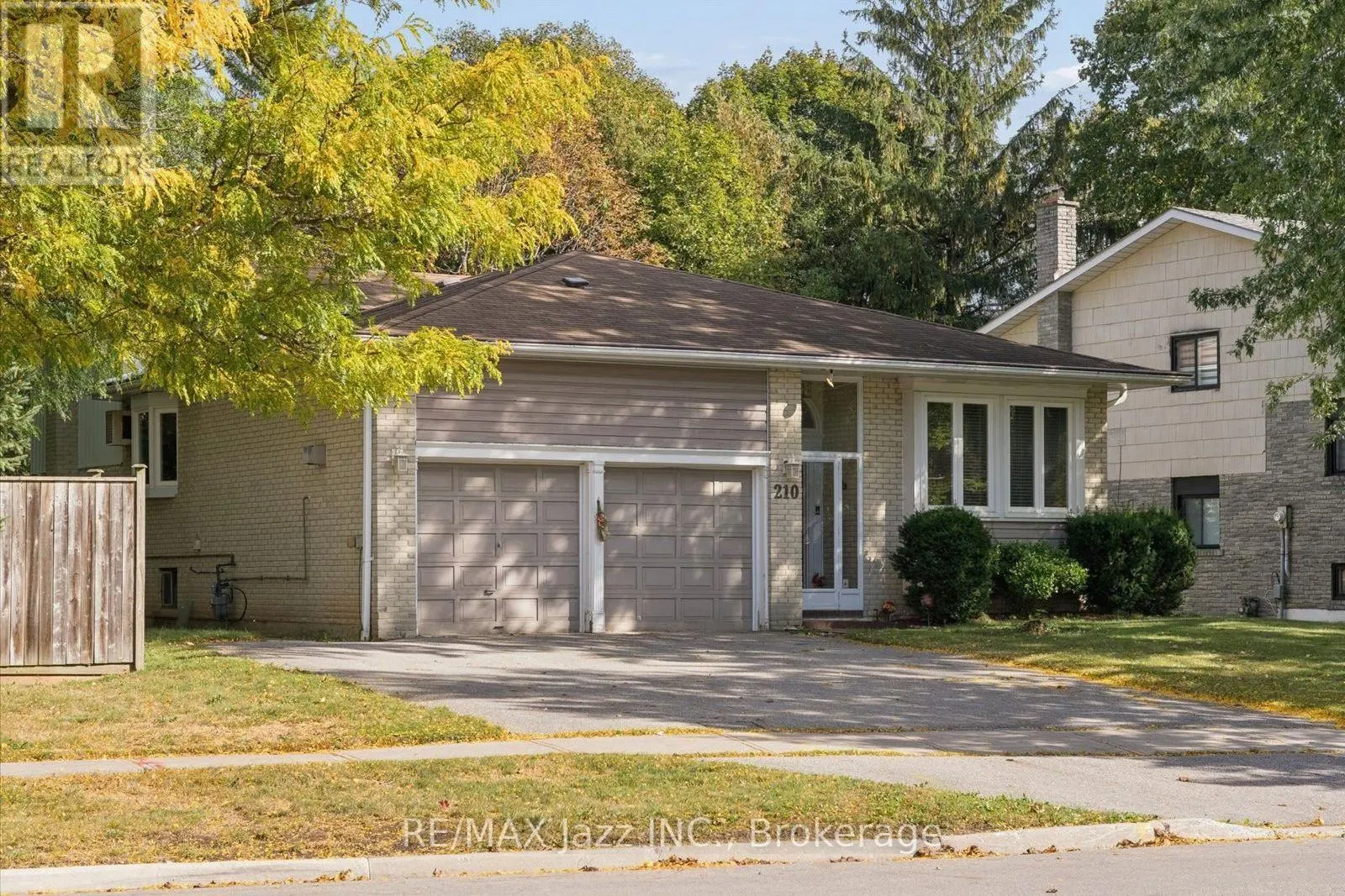 210 MURRAY DRIVE