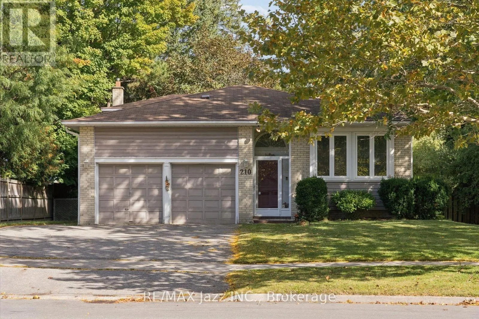 210 MURRAY DRIVE