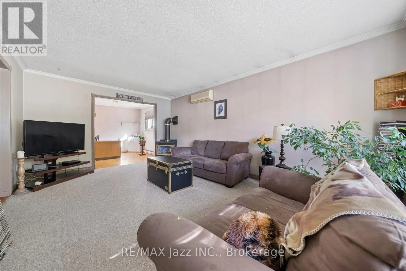 210 MURRAY DRIVE