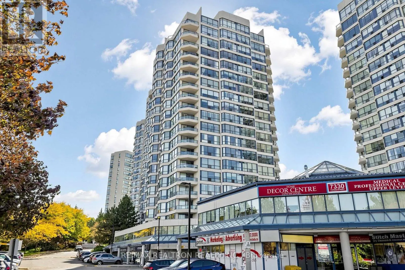 1810 - 7300 YONGE STREET