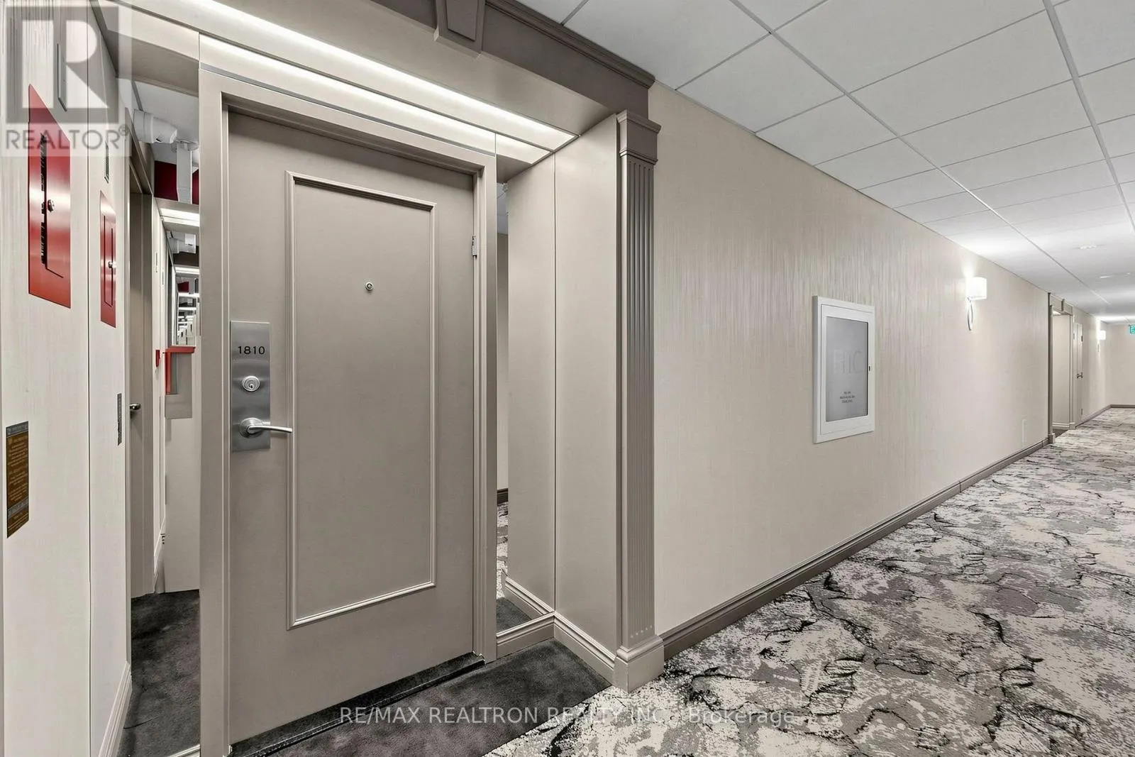 1810 - 7300 YONGE STREET