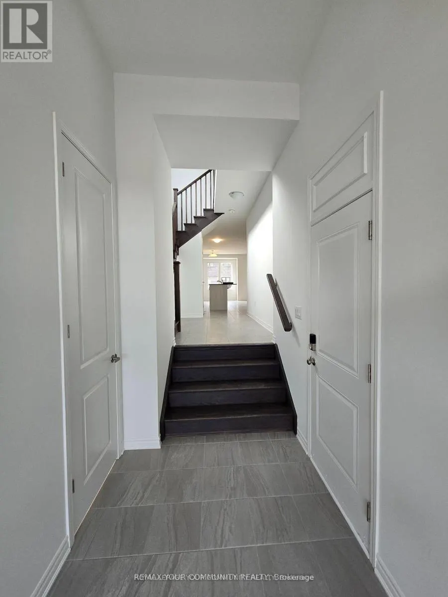 690 MIKA STREET