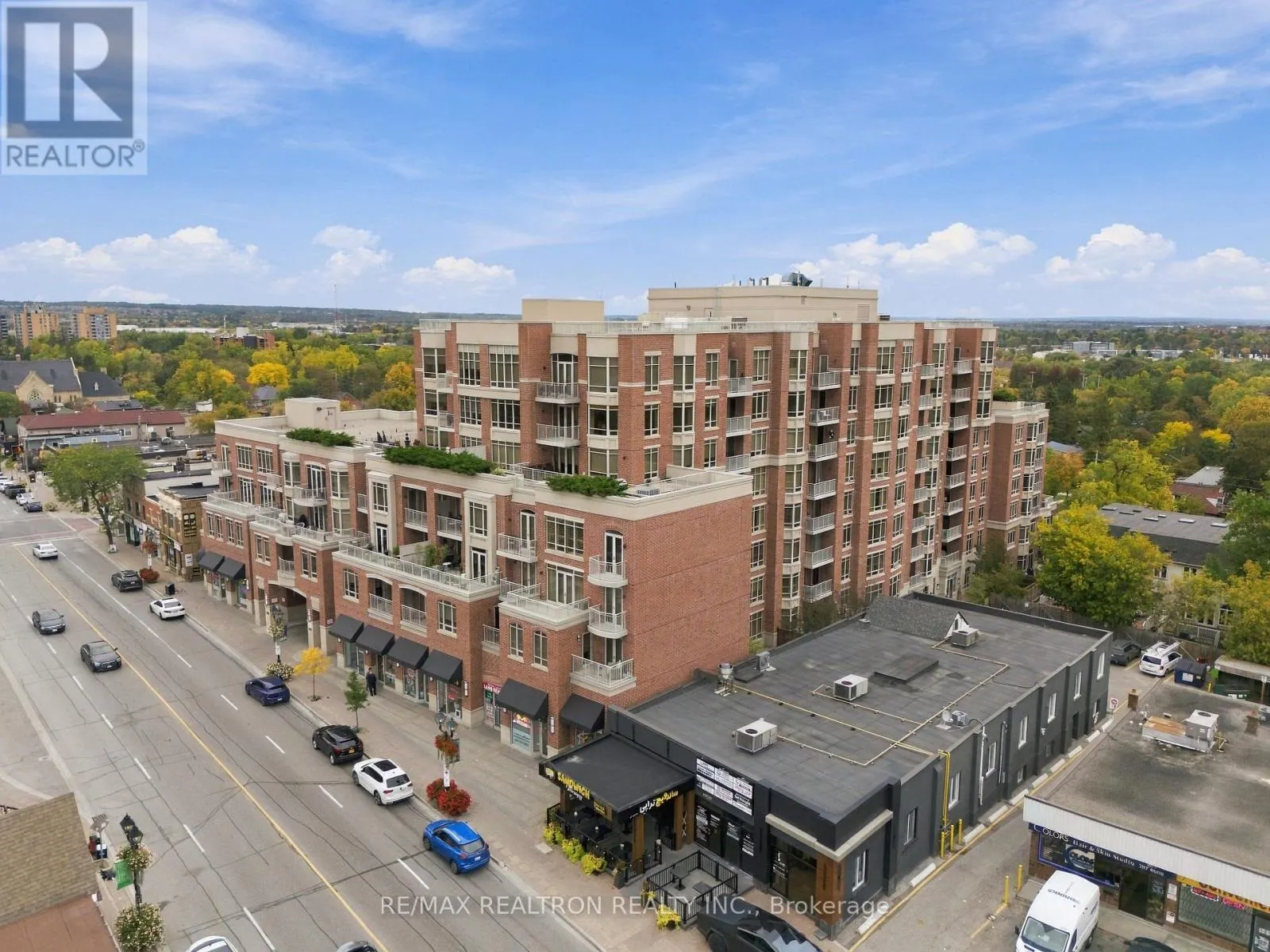 702 - 10101 YONGE STREET