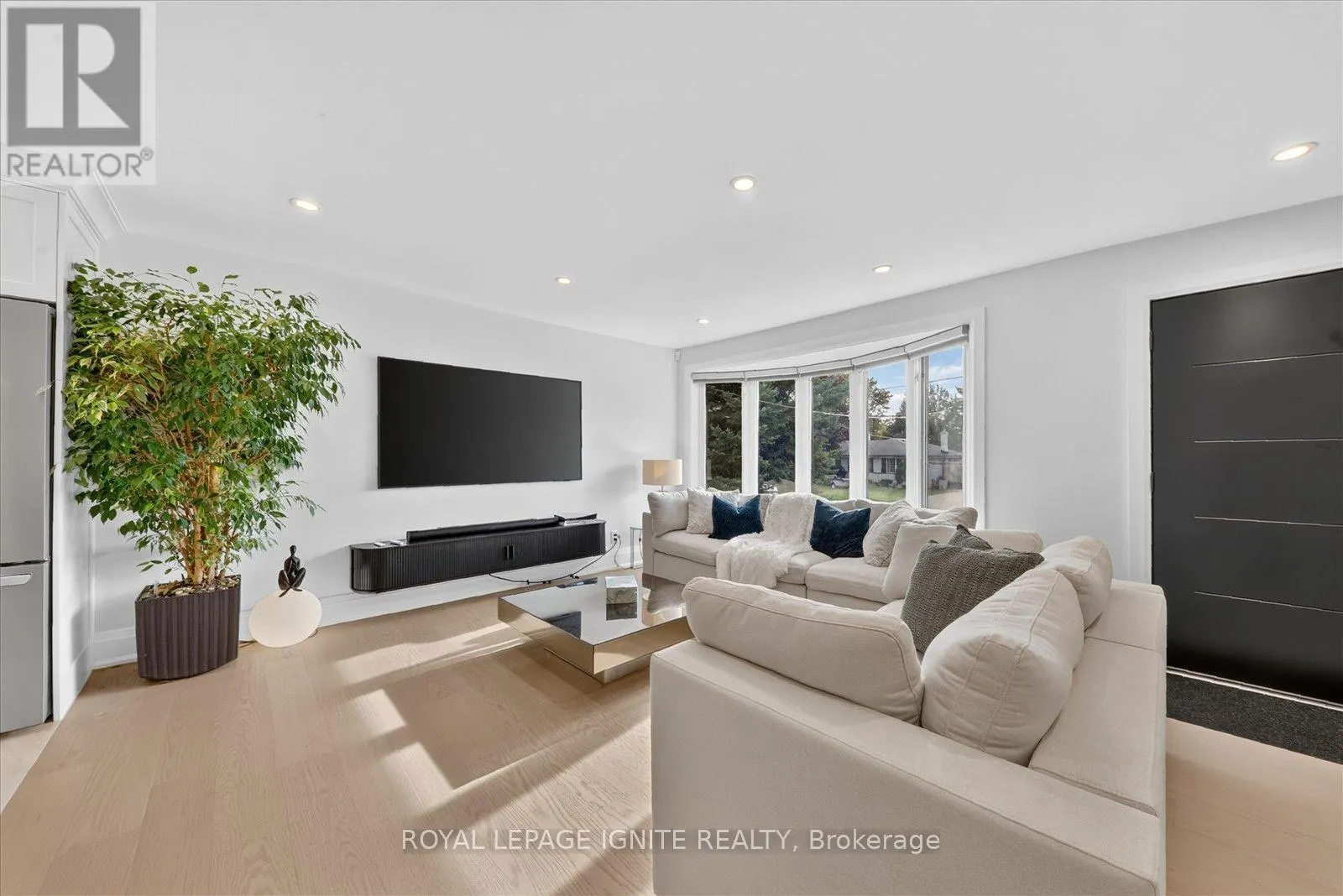 MAIN - 103 BAKER STREET