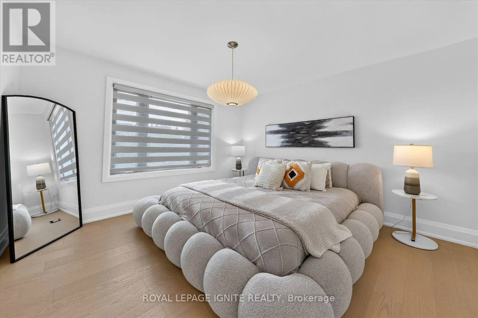 MAIN - 103 BAKER STREET