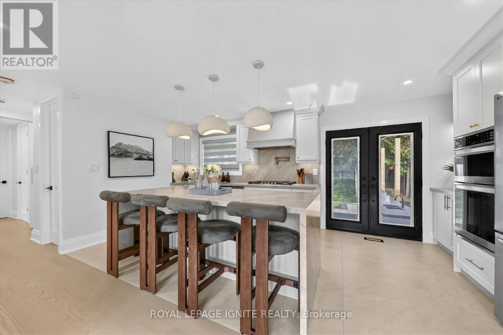 MAIN - 103 BAKER STREET