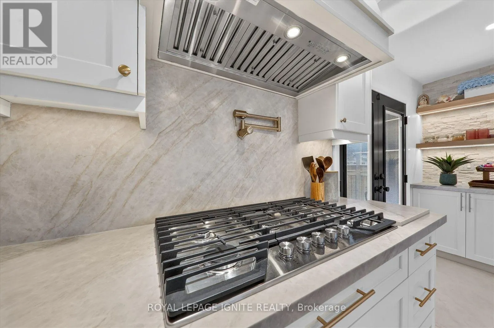 MAIN - 103 BAKER STREET