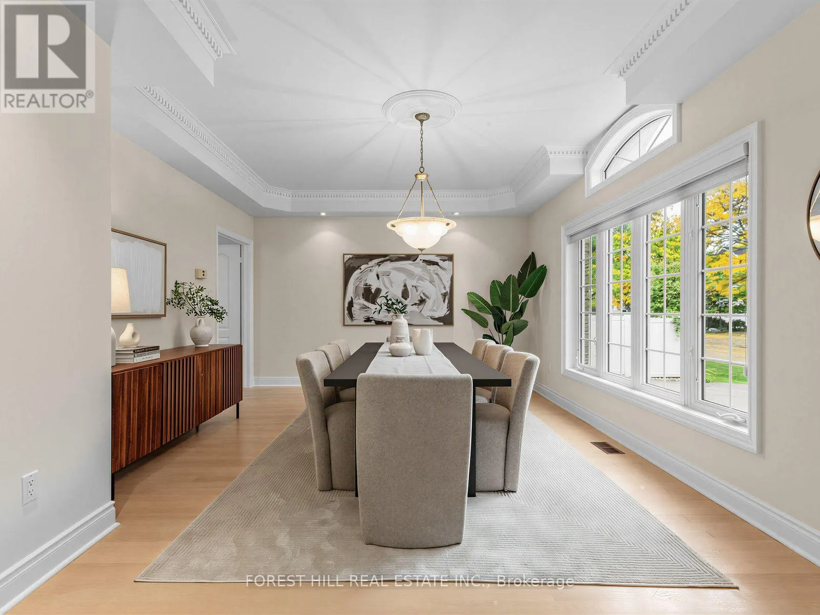 104 SANIBEL CRESCENT