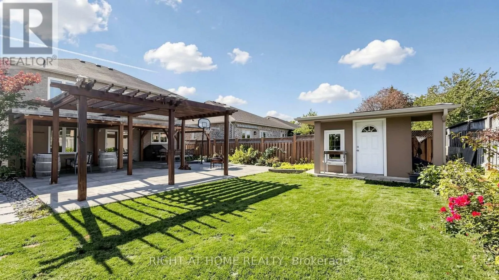 44 ROBERTSON CLOSE