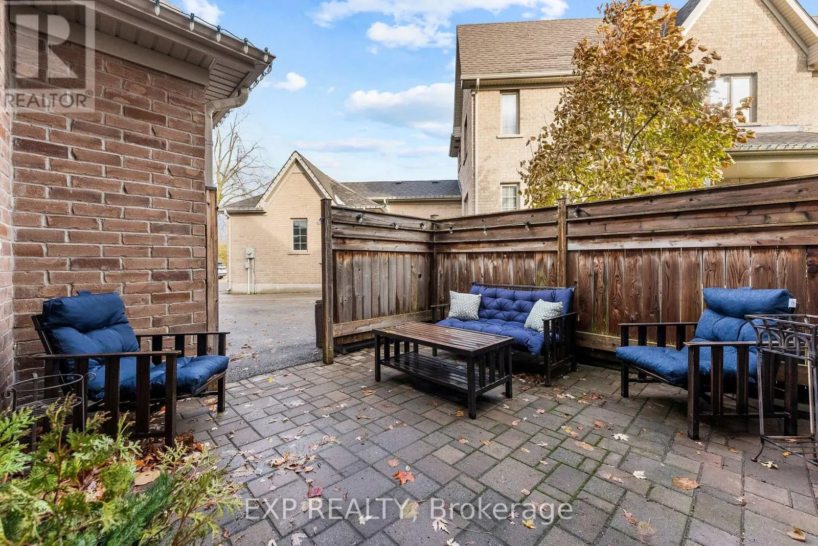7 VITA STEPHANIE COURT