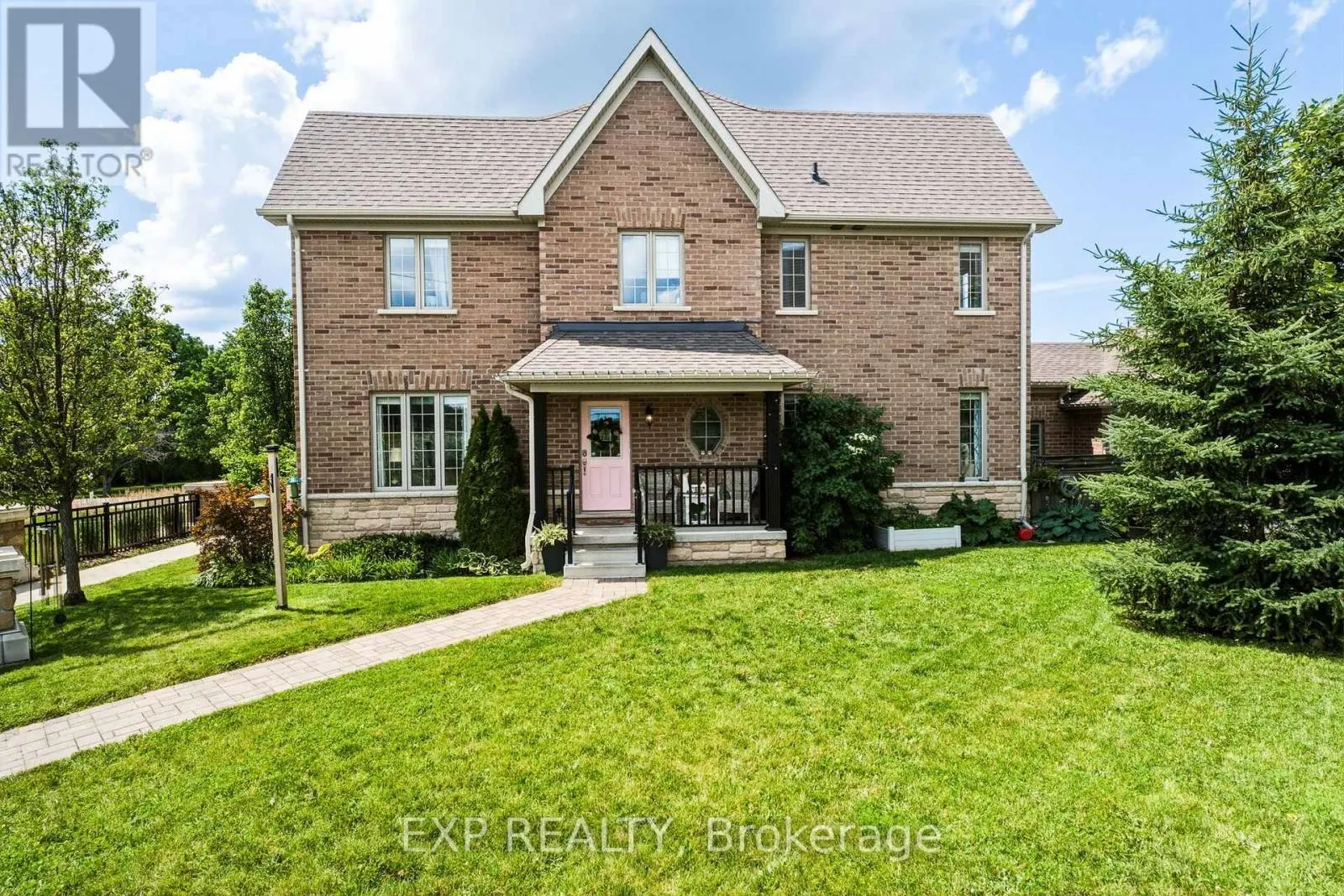 7 VITA STEPHANIE COURT