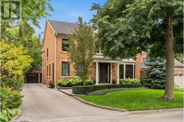 54 THEOBALDS CIRCLE