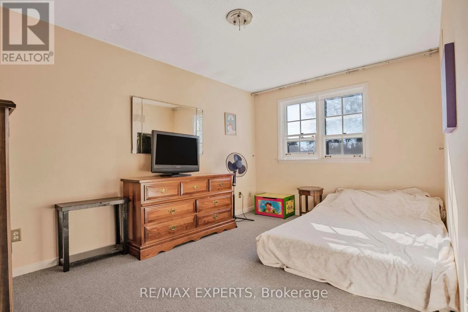 20 CHARNWOOD PLACE