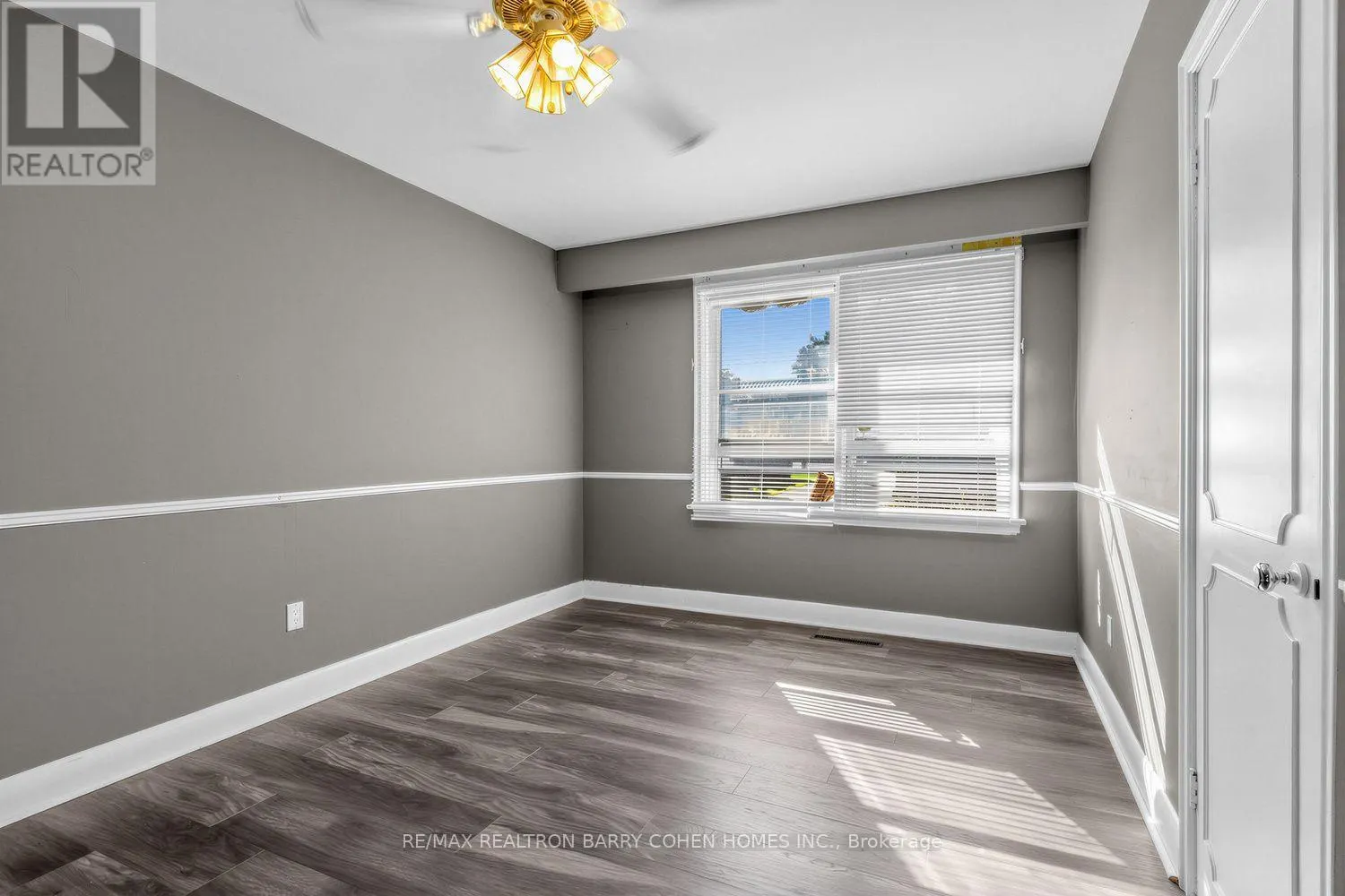 19 OAKBANK ROAD