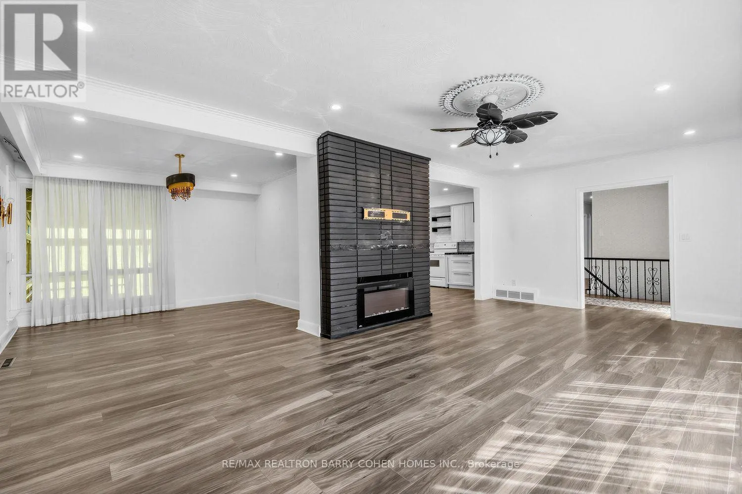 19 OAKBANK ROAD