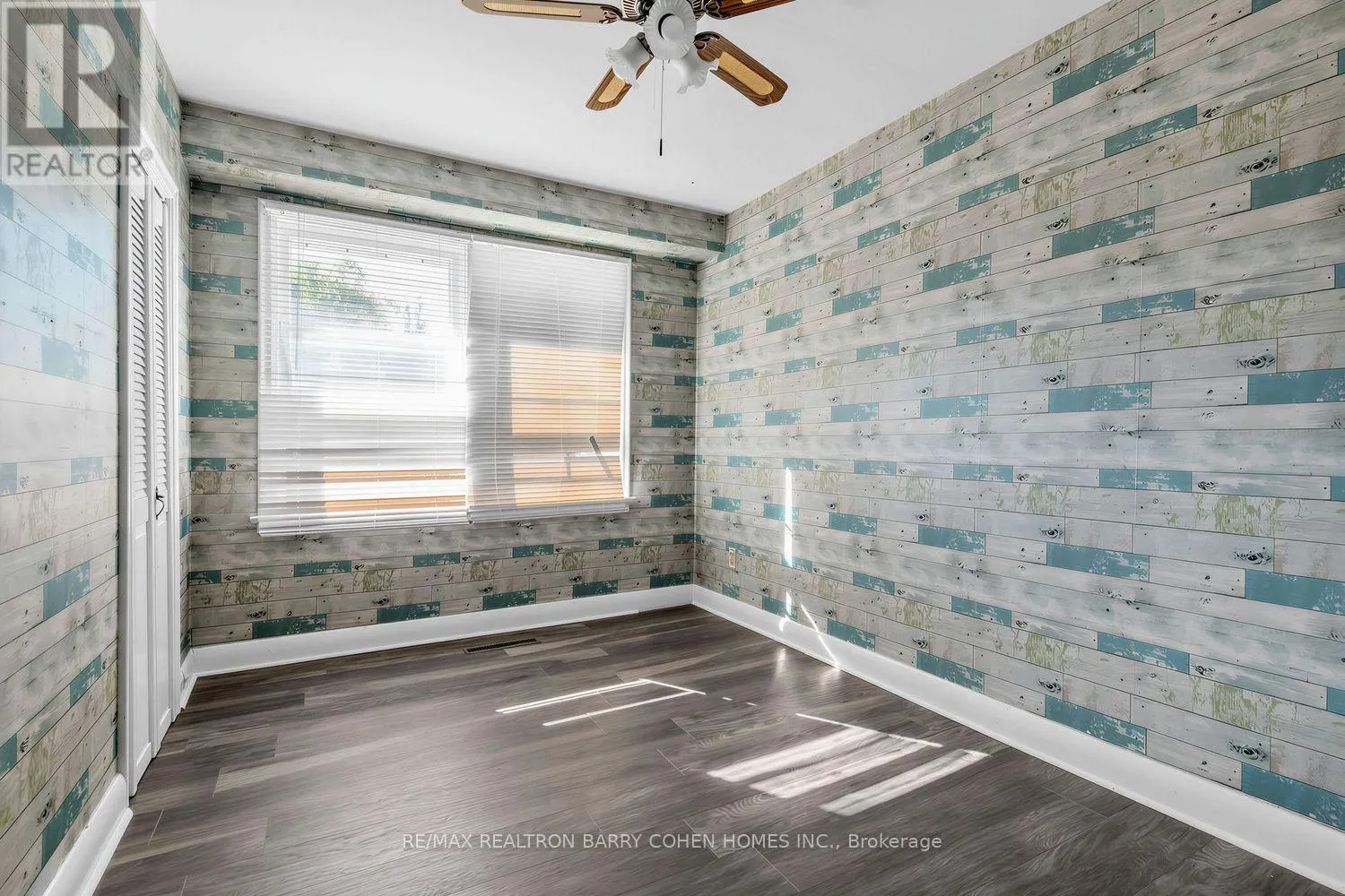 19 OAKBANK ROAD