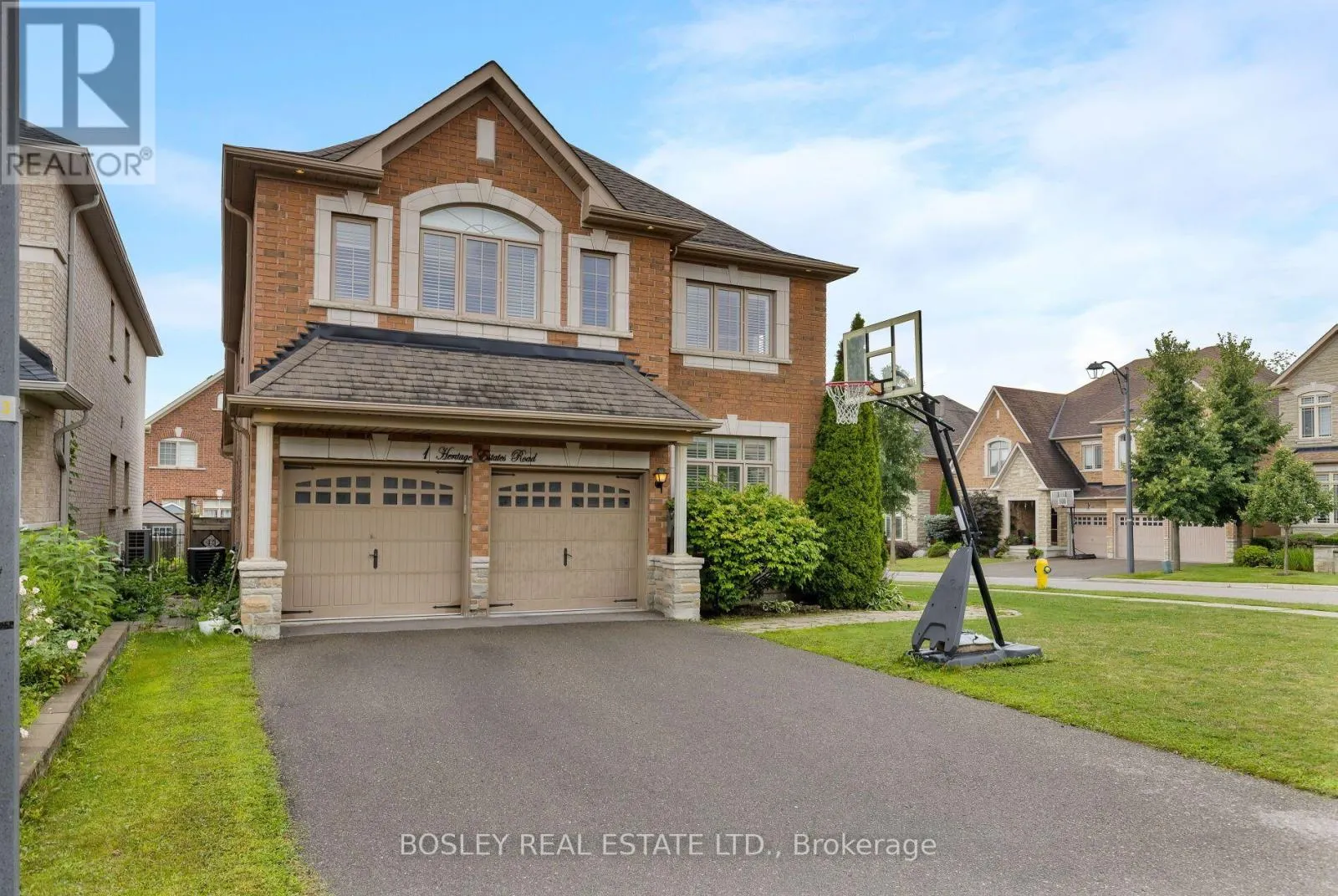 1 HERITAGE ESTATES ROAD