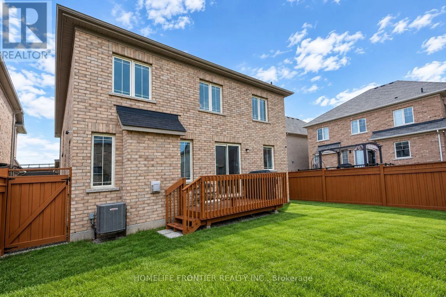 135 ROSS VENNARE CRESCENT