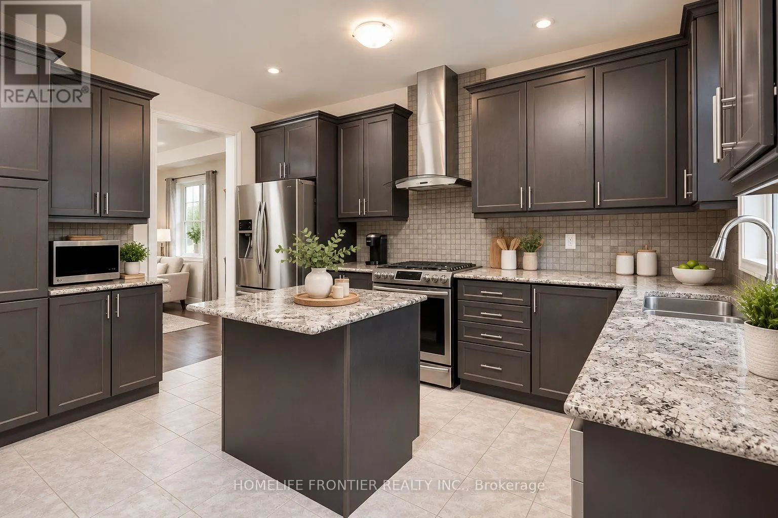 135 ROSS VENNARE CRESCENT