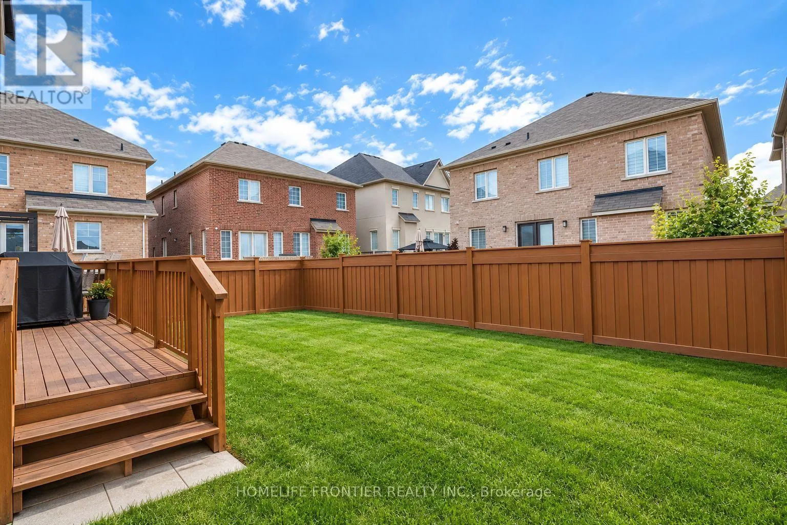 135 ROSS VENNARE CRESCENT