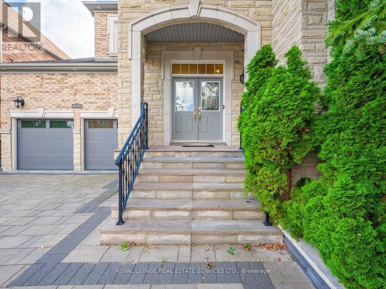 11 BEAUVISTA COURT