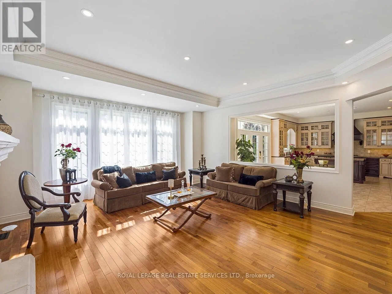 11 BEAUVISTA COURT