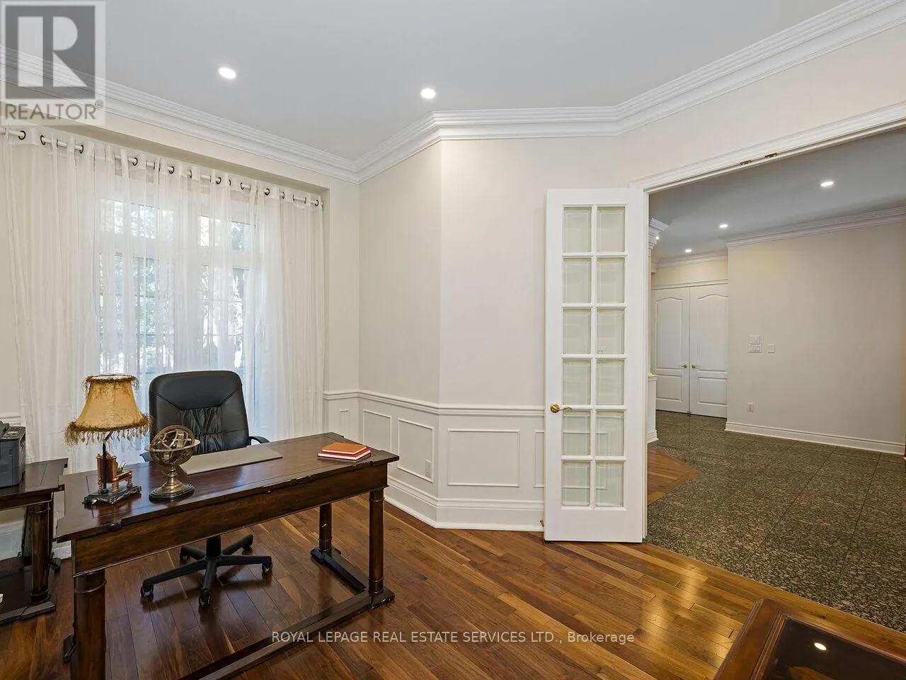 11 BEAUVISTA COURT
