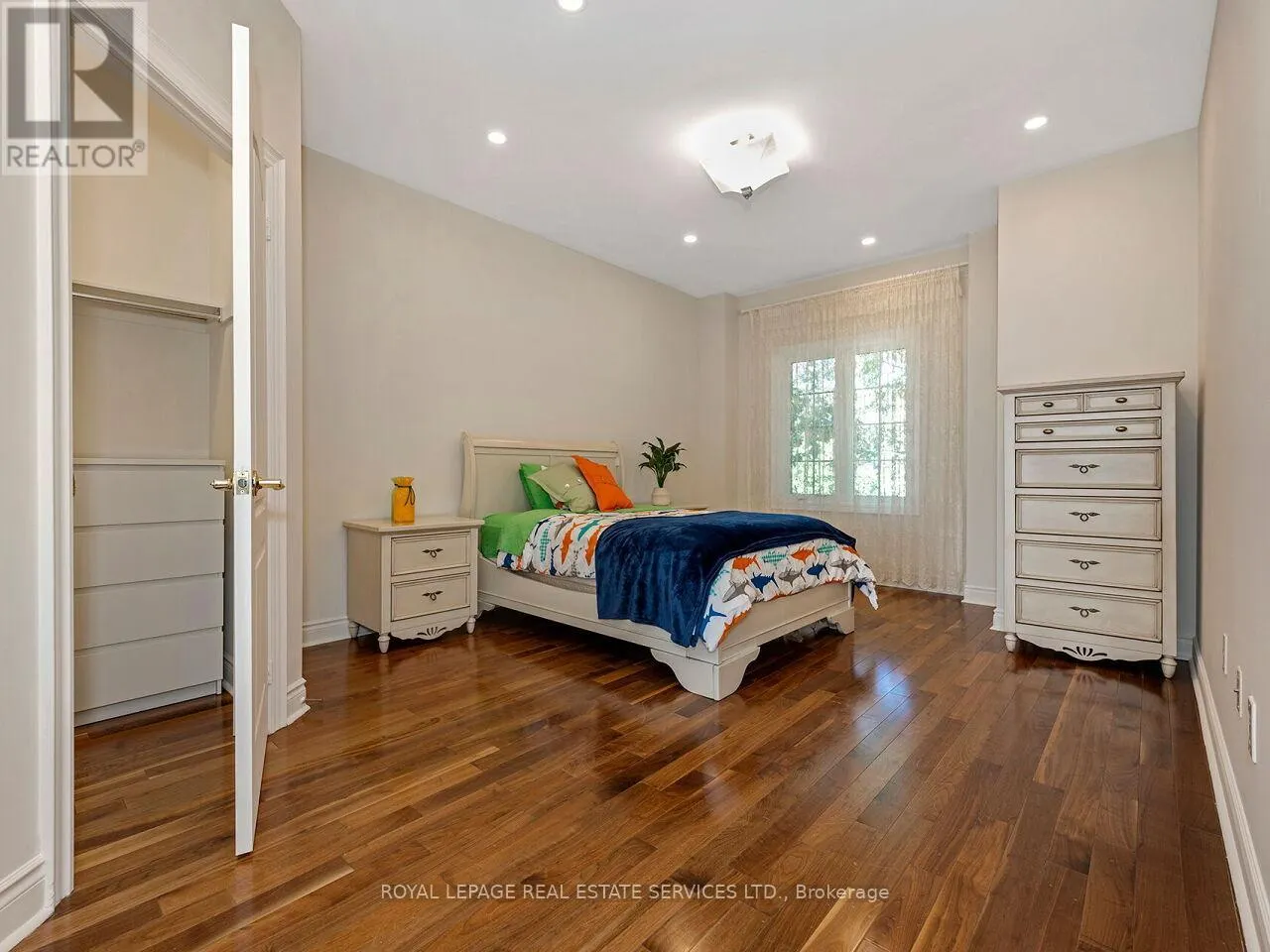 11 BEAUVISTA COURT