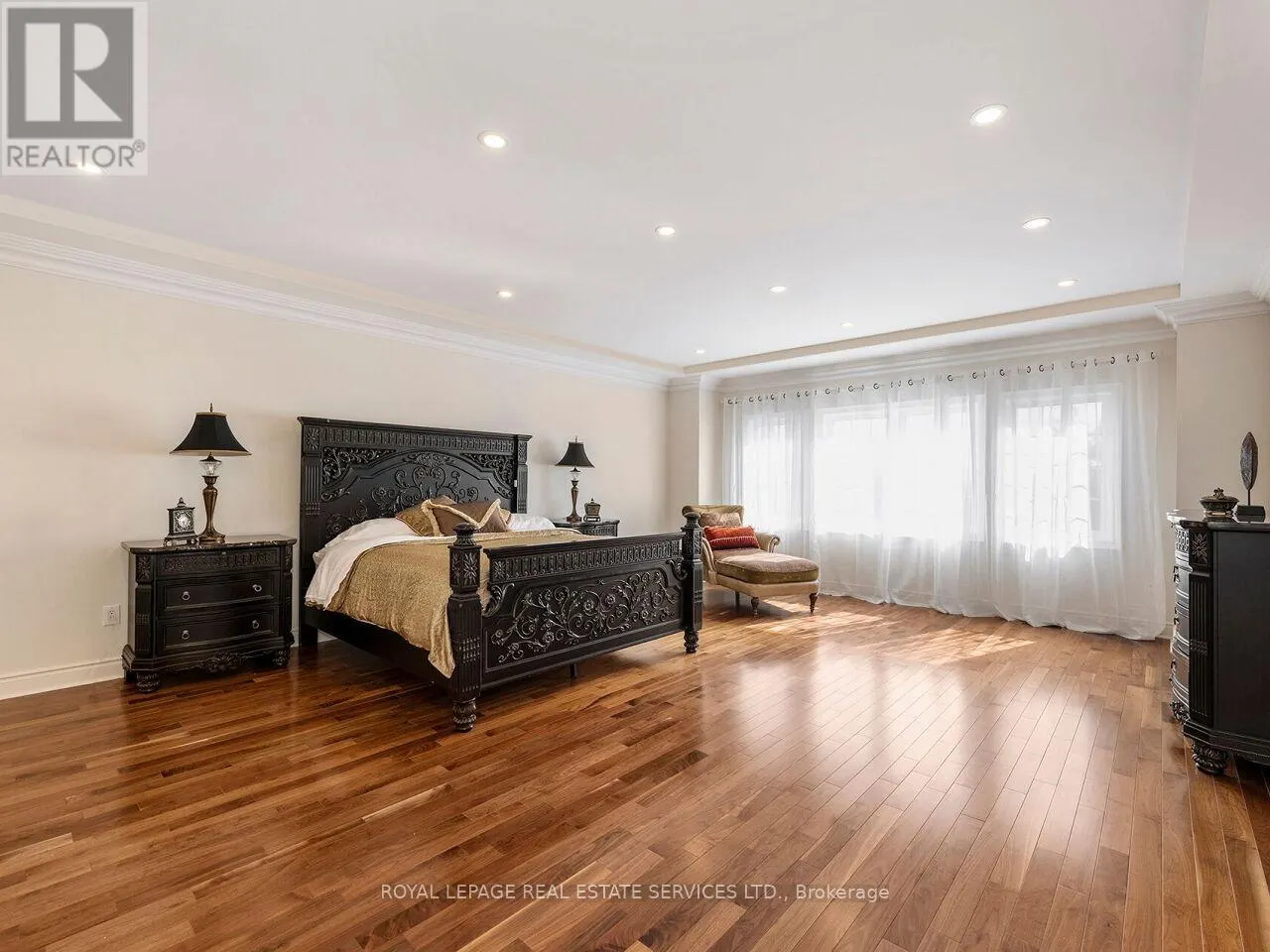11 BEAUVISTA COURT