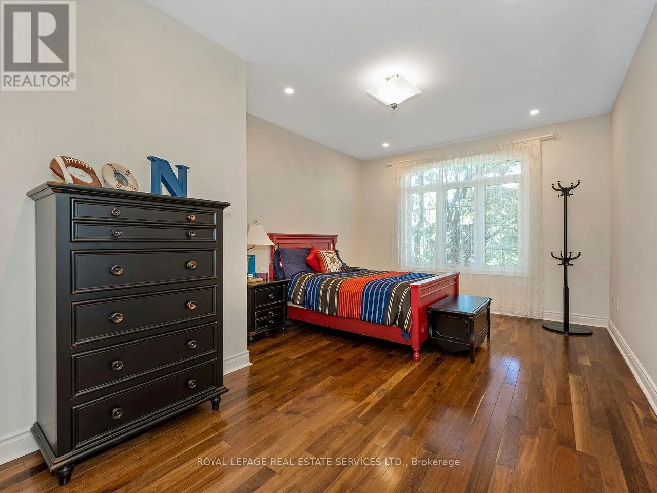 11 BEAUVISTA COURT