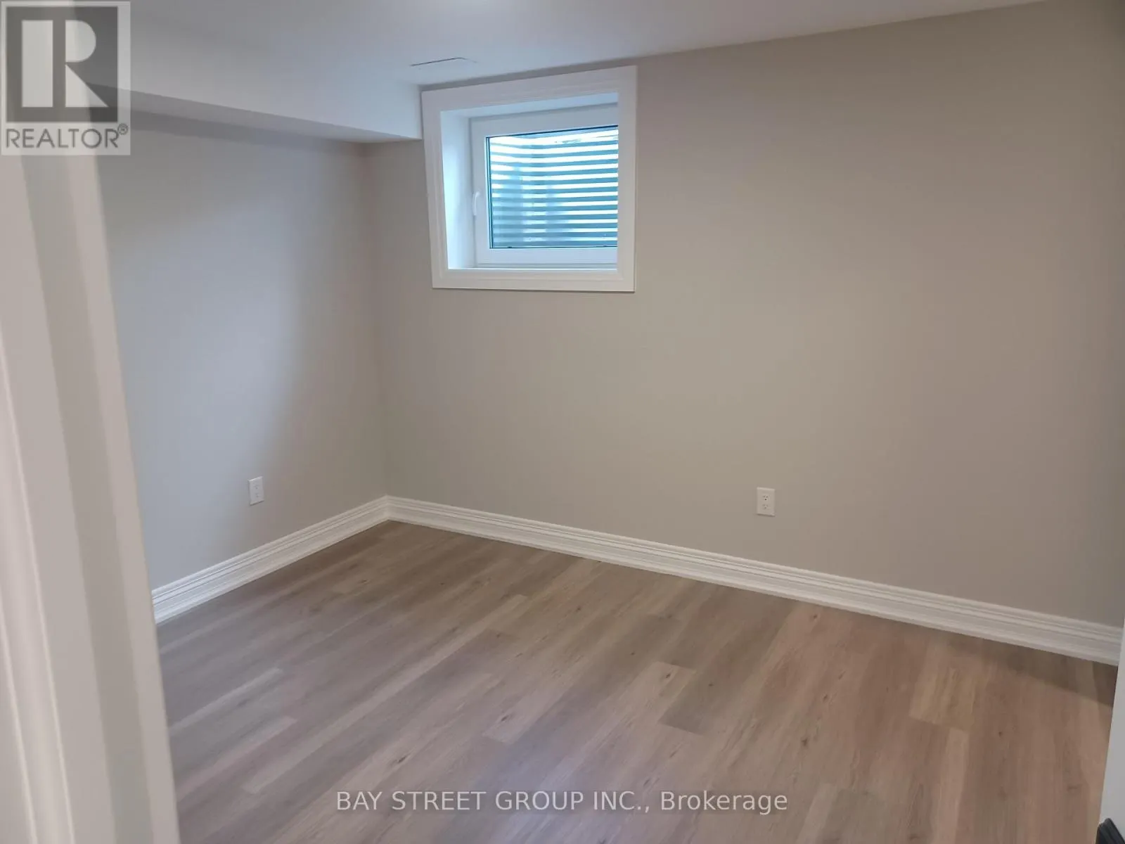 UNIT 2 - 22 DEER PASS ROAD
