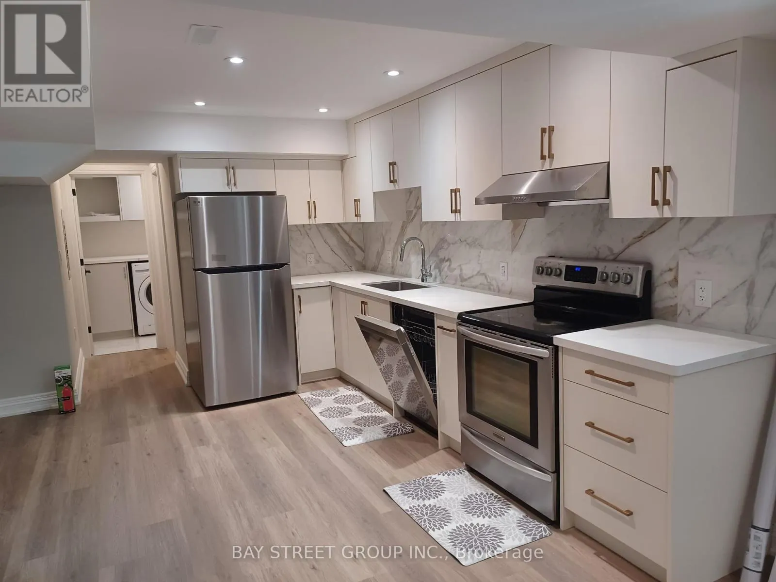 UNIT 2 - 22 DEER PASS ROAD