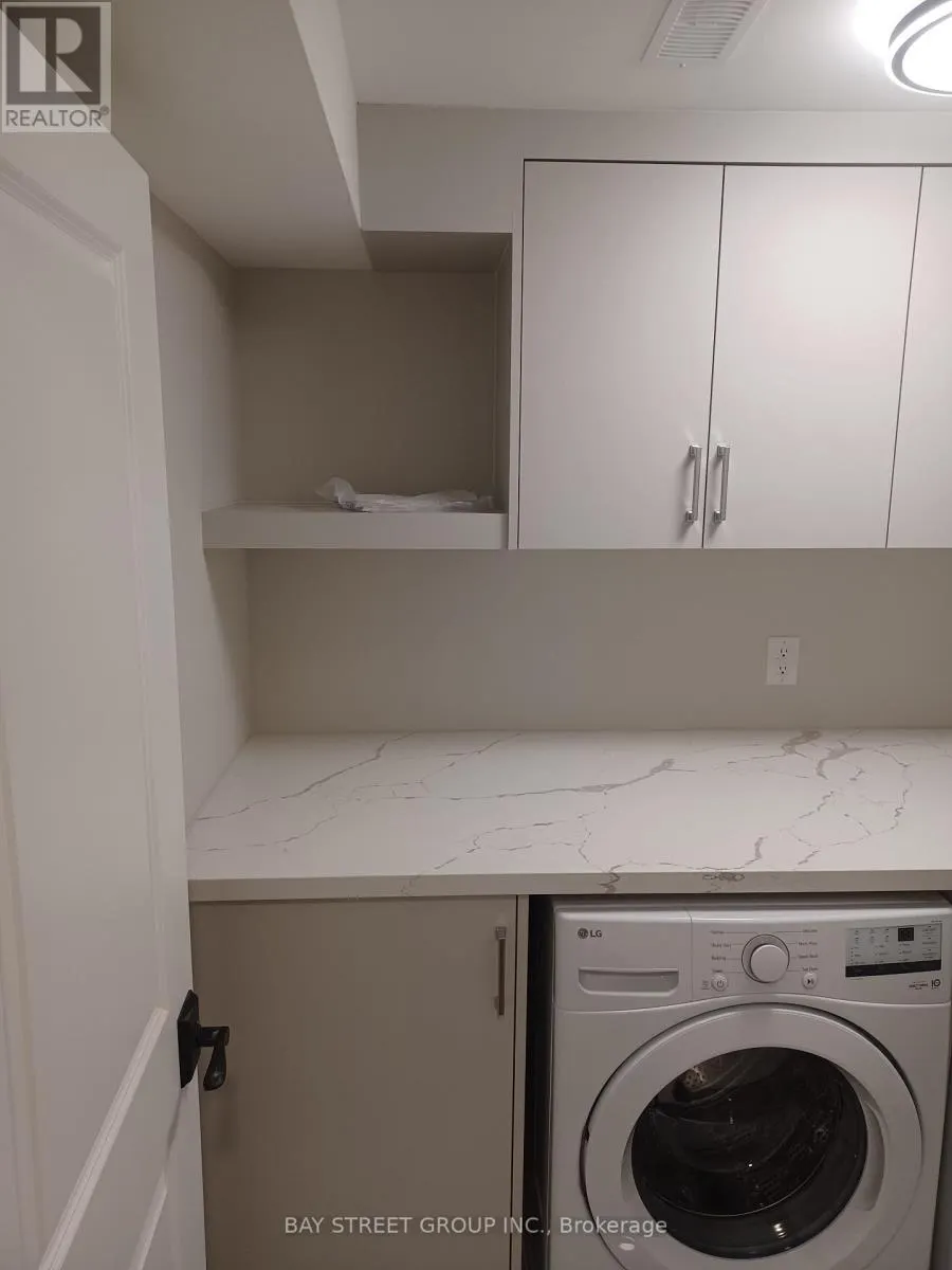 UNIT 2 - 22 DEER PASS ROAD