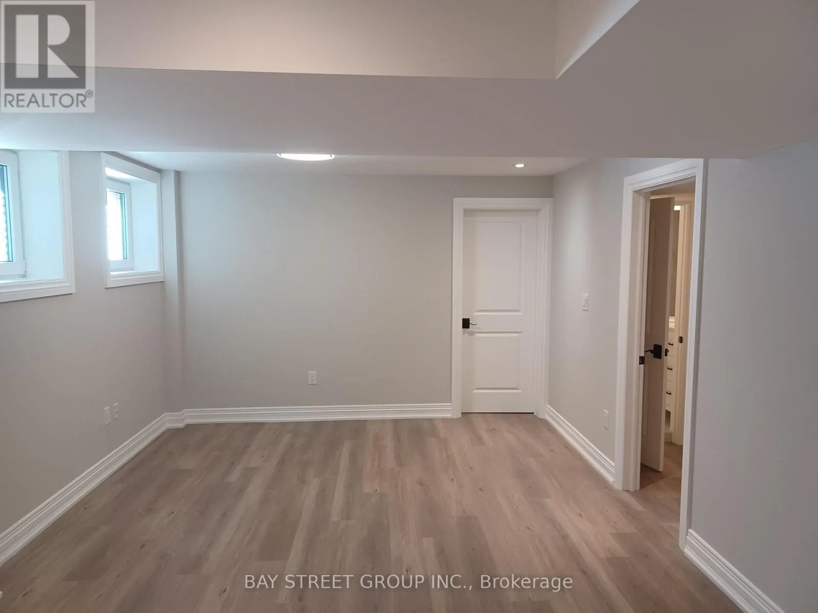 UNIT 2 - 22 DEER PASS ROAD