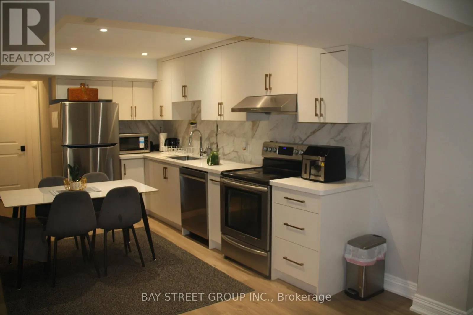 UNIT 2 - 22 DEER PASS ROAD