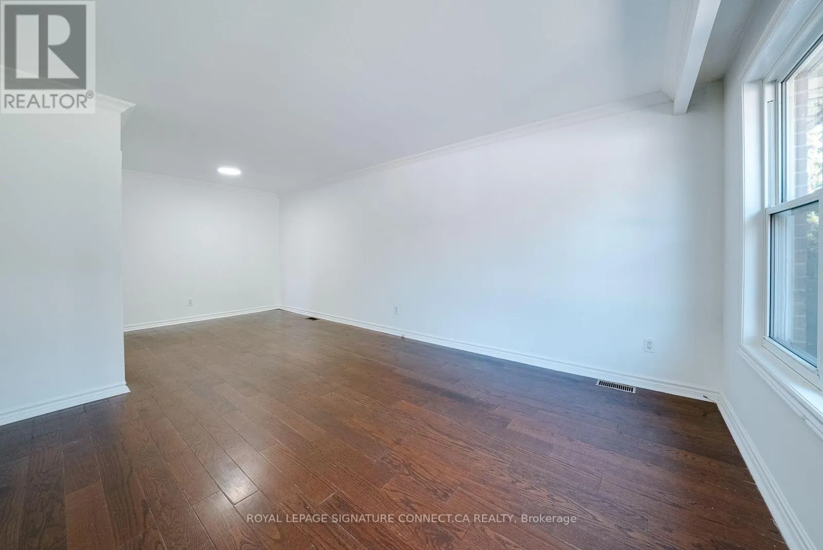 UPPER LEVEL - 166 CHERRYWOOD DRIVE