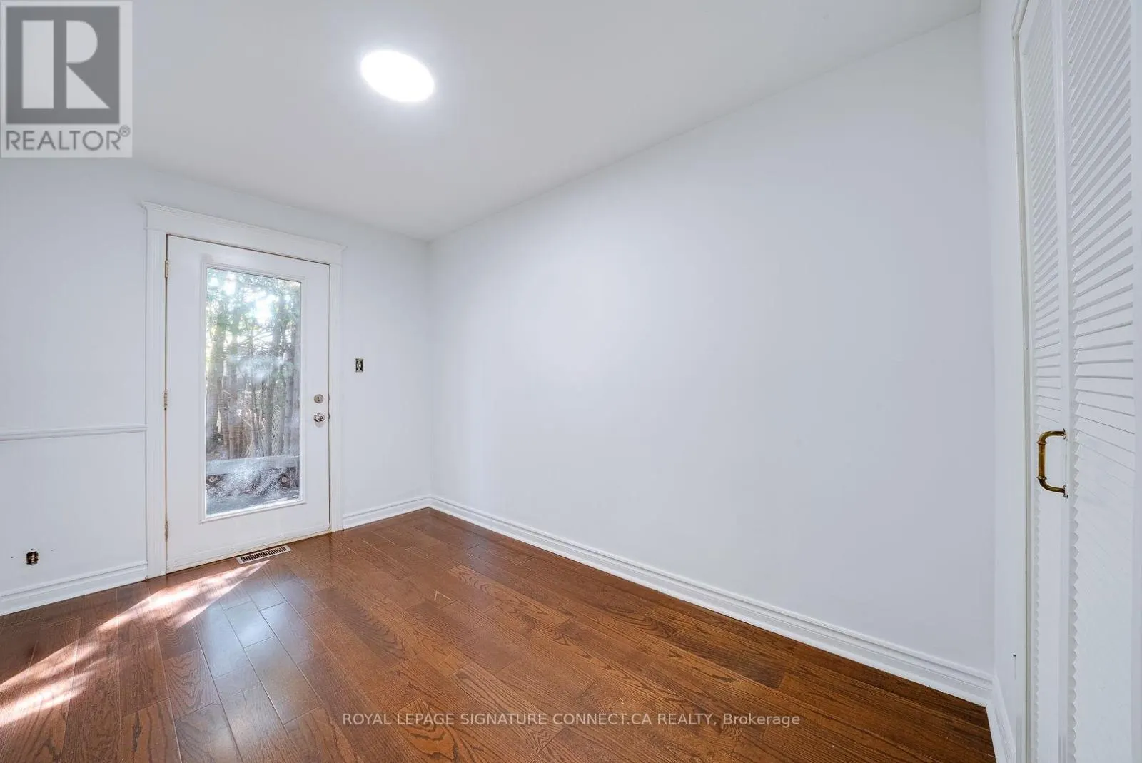 UPPER LEVEL - 166 CHERRYWOOD DRIVE