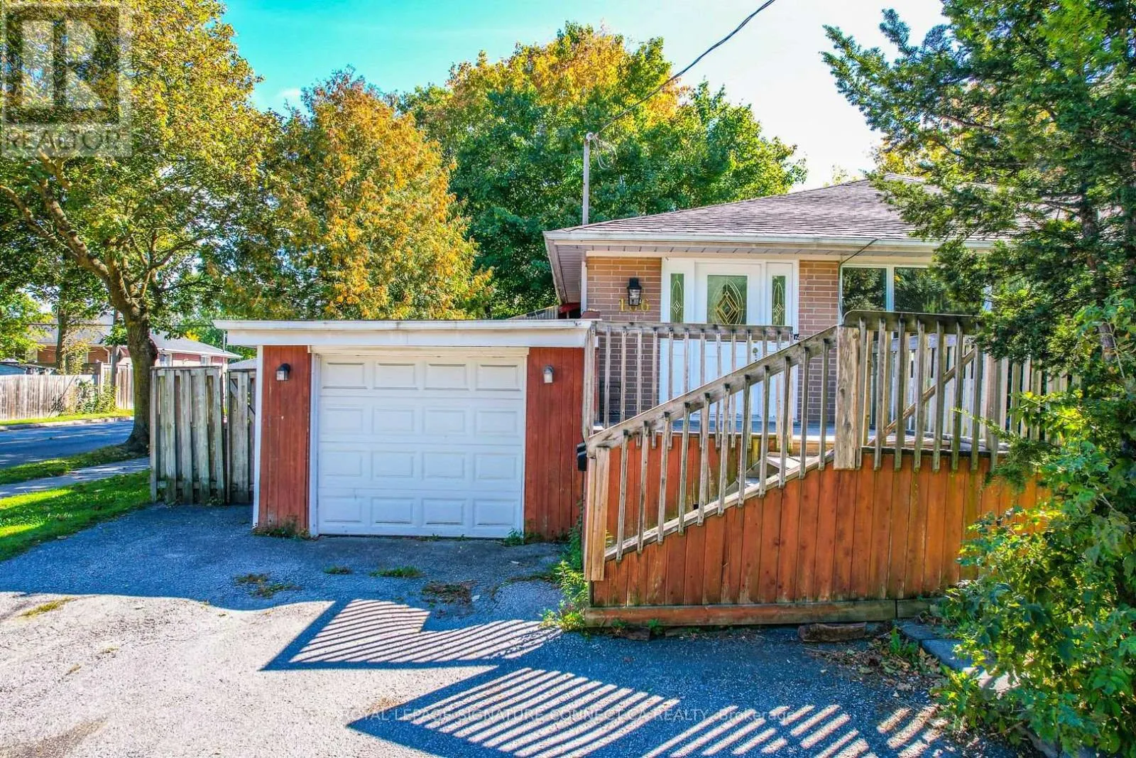 UPPER LEVEL - 166 CHERRYWOOD DRIVE