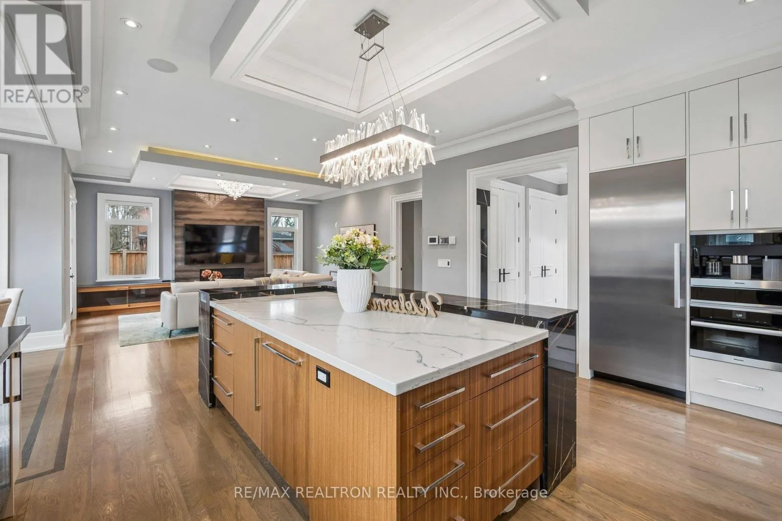 12 MINER CIRCLE