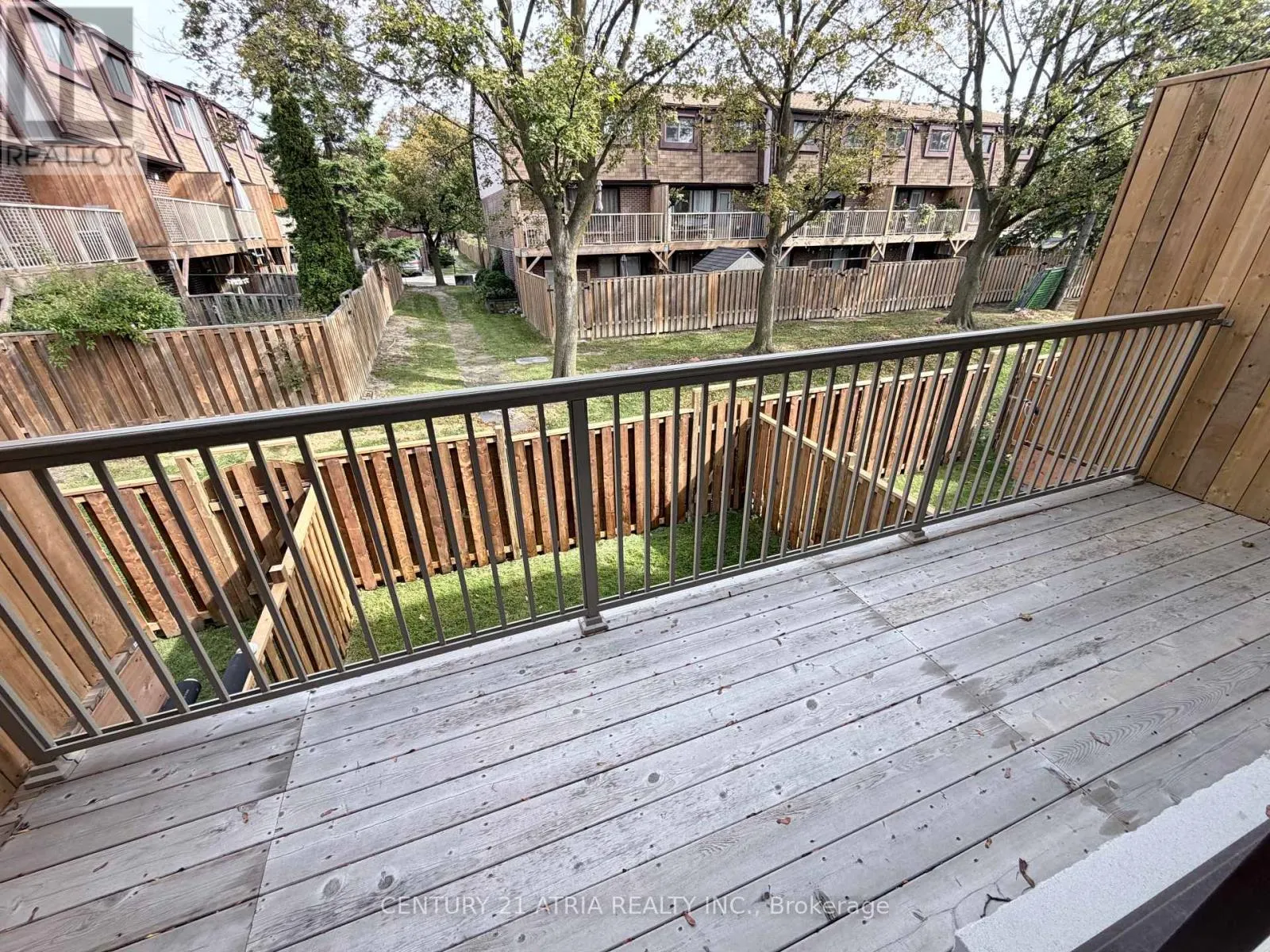 UNIT 5 - 11 PLAISANCE ROAD
