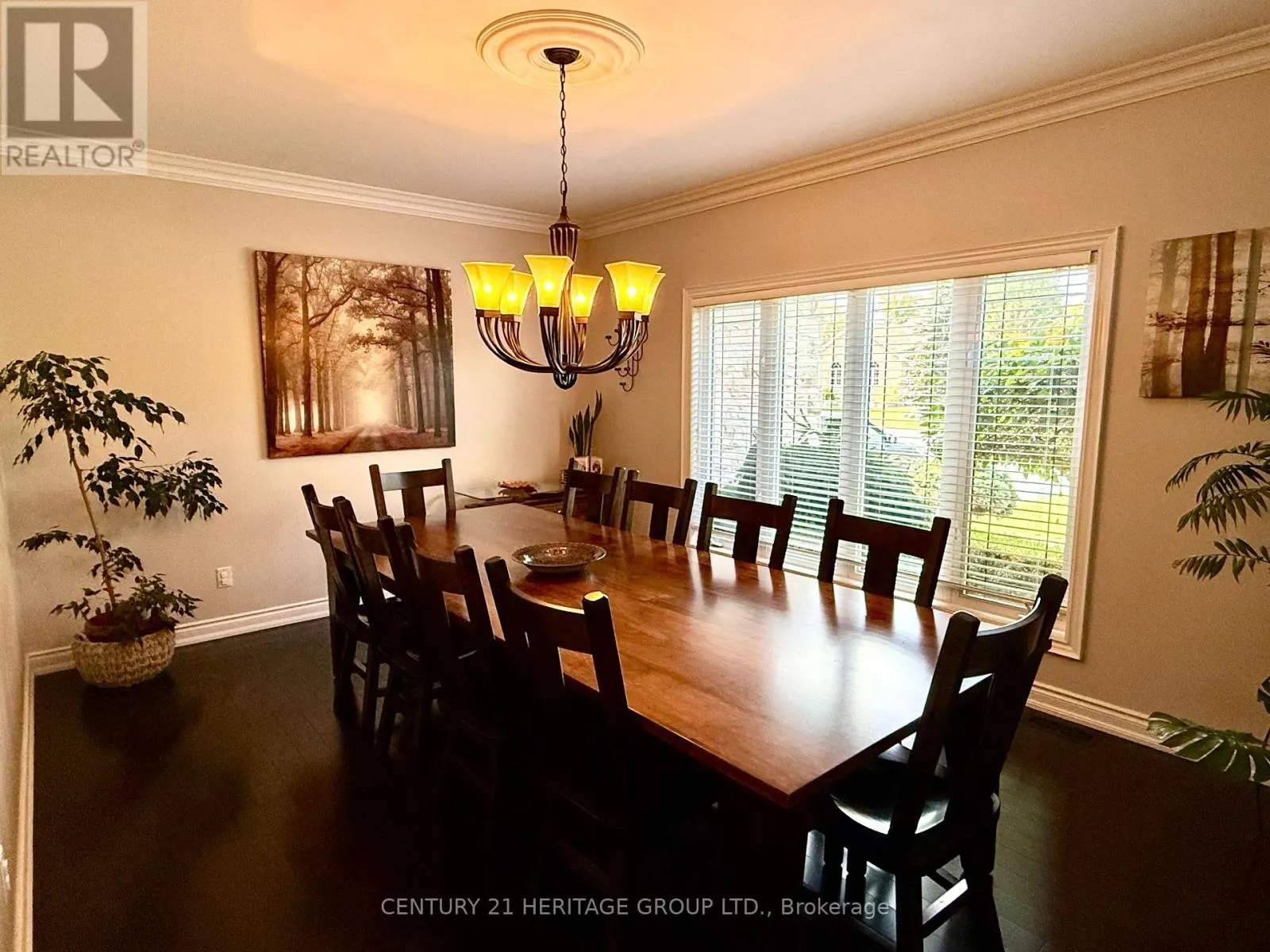49 SHORE CRESCENT