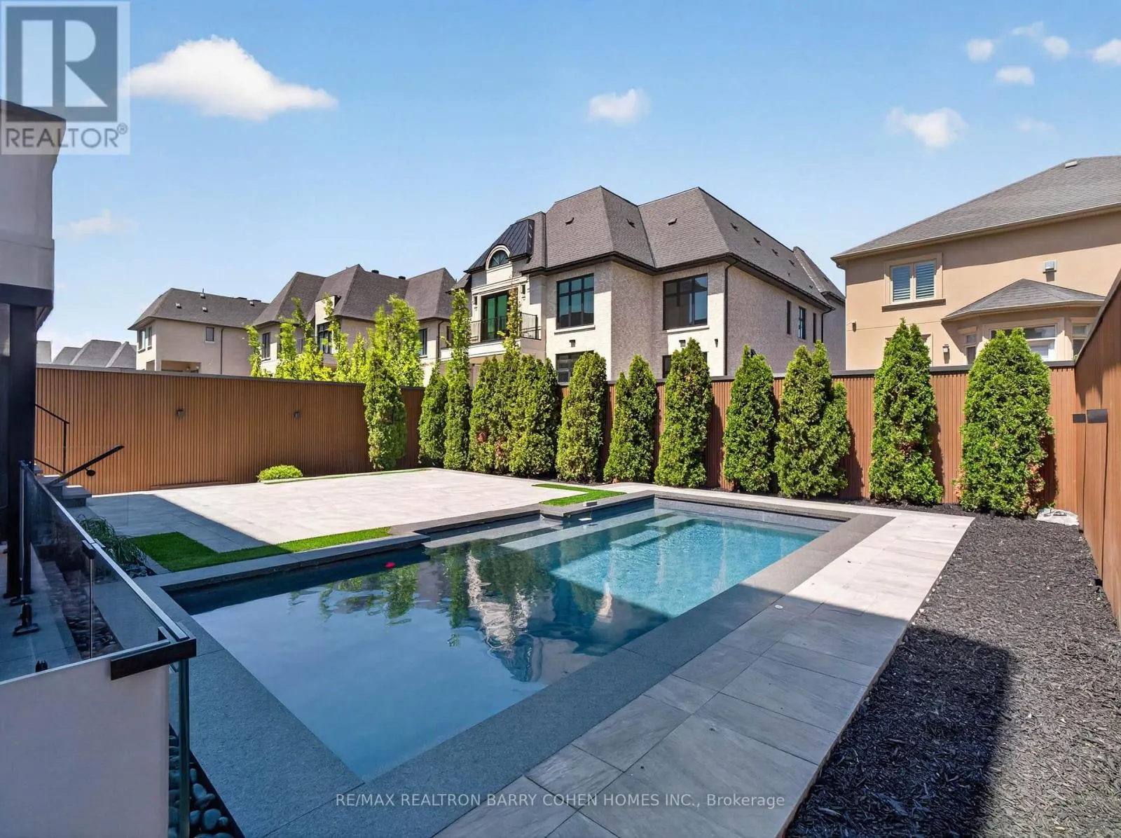 26 CLINTON DRIVE