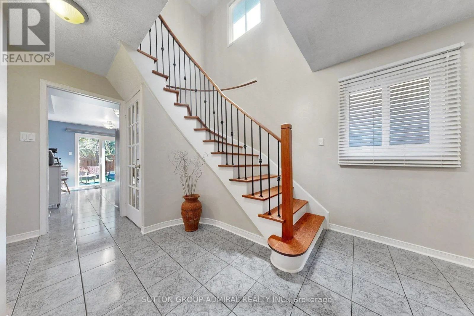 43 BERWICK CRESCENT