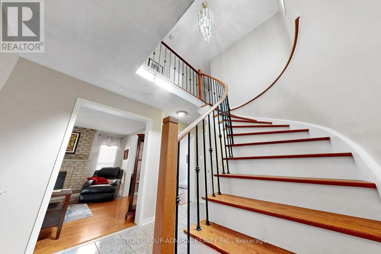 43 BERWICK CRESCENT