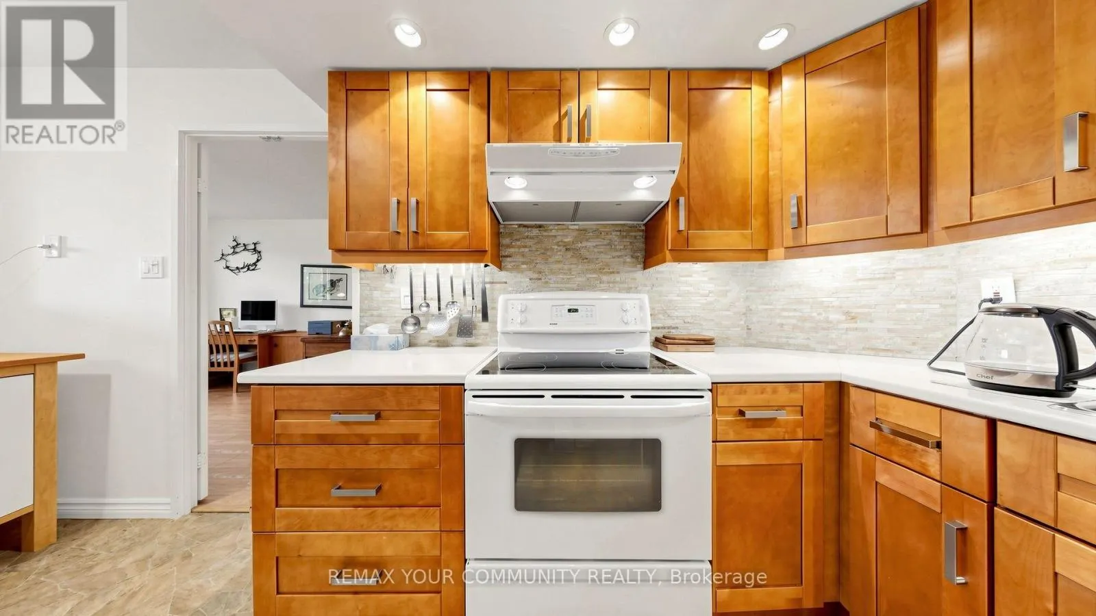 413 - 5 WELDRICK ROAD W
