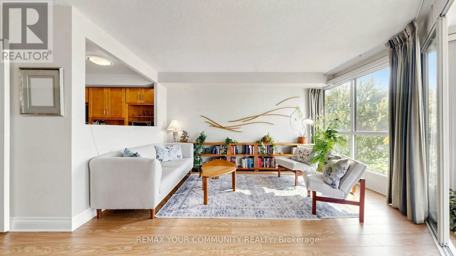 413 - 5 WELDRICK ROAD W