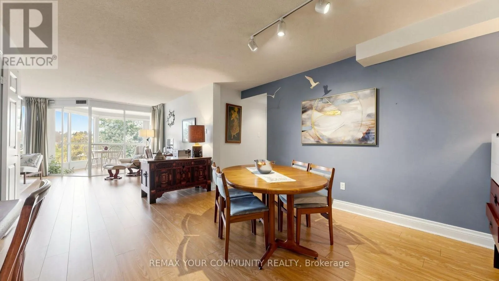 413 - 5 WELDRICK ROAD W