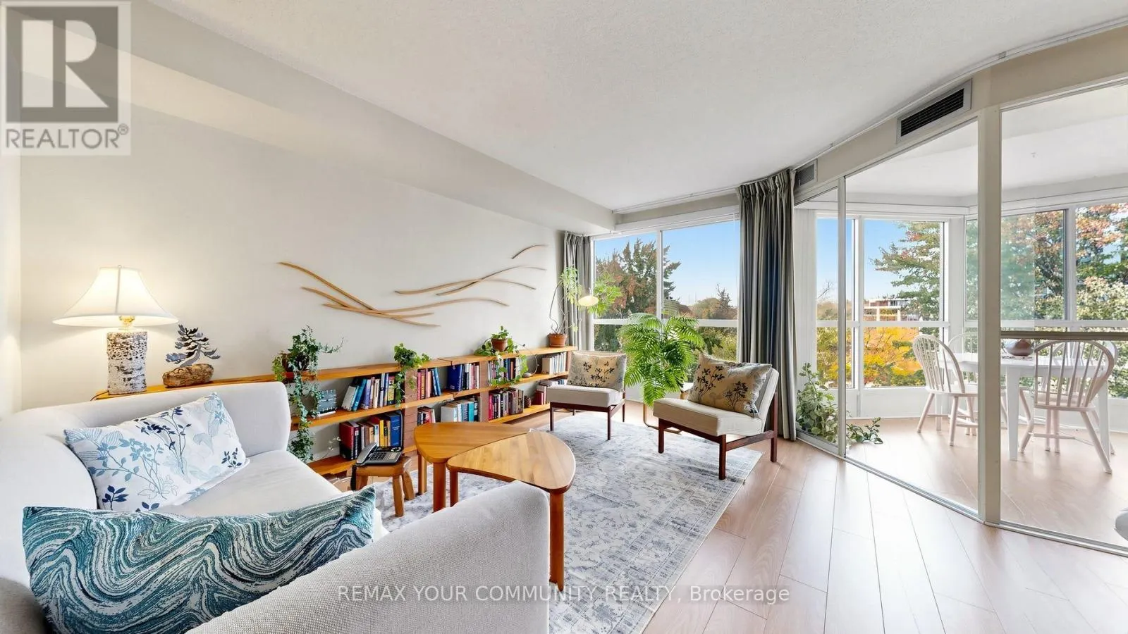 413 - 5 WELDRICK ROAD W