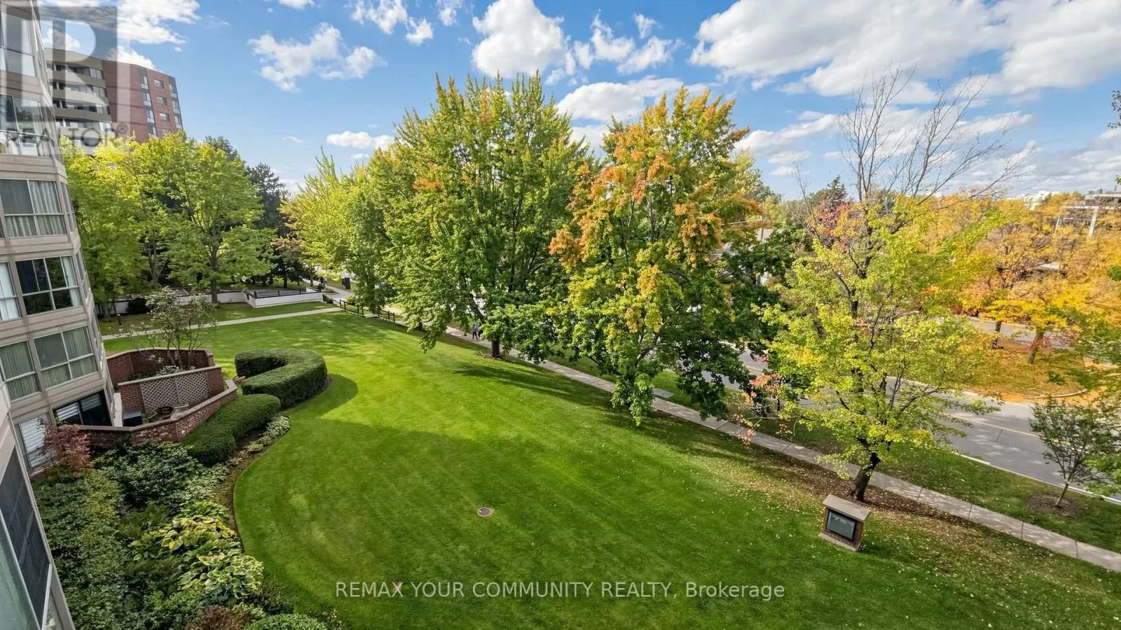 413 - 5 WELDRICK ROAD W
